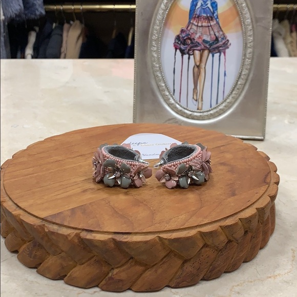 DEEPA GURNANI HAND MADE GRAYCE HOOP EARRINGS - Picture 7 of 14